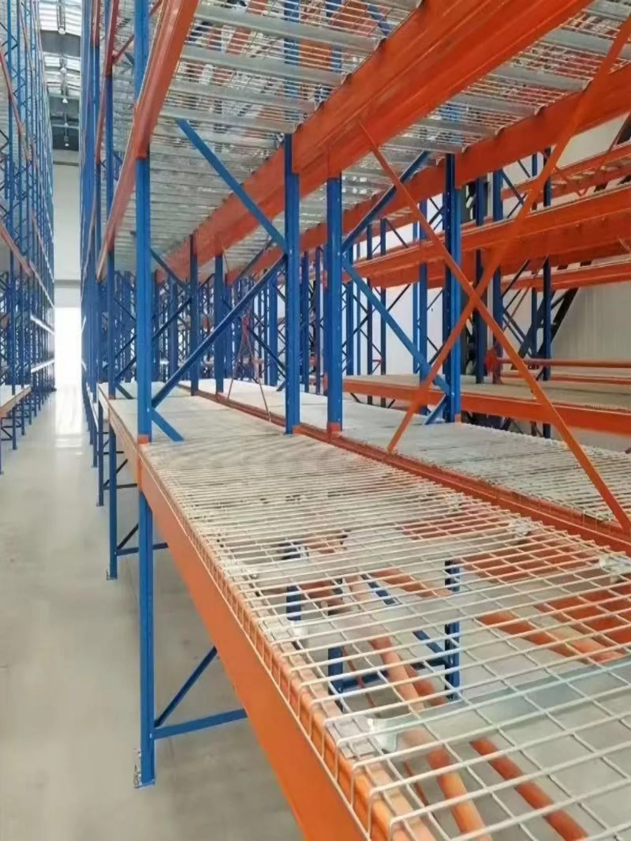 Kệ trung tải hạng nặng-3